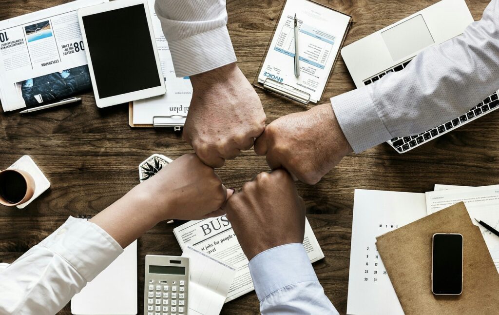 empleos de fontanería para inmigrantes latinos en Miami Florida